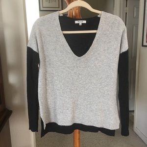 Madewell V Neck Oversize Sweater. Small.